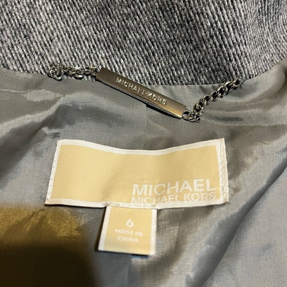 MICHAEL Michael Kors Mixed Media Gray Fur Coat - Size 6 - Picture 10 of 12